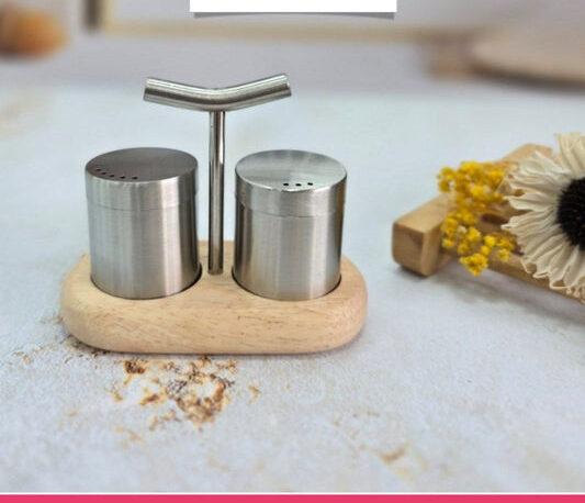 Set of 2 - Salt & Pepper Mill with Wooden Base